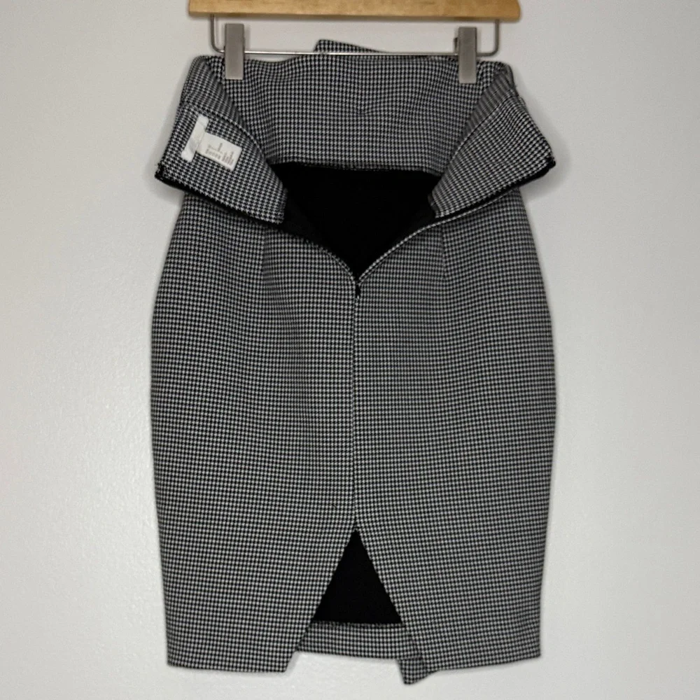 H&M Black and White Houndstooth Skirt - Picture 5 of 8